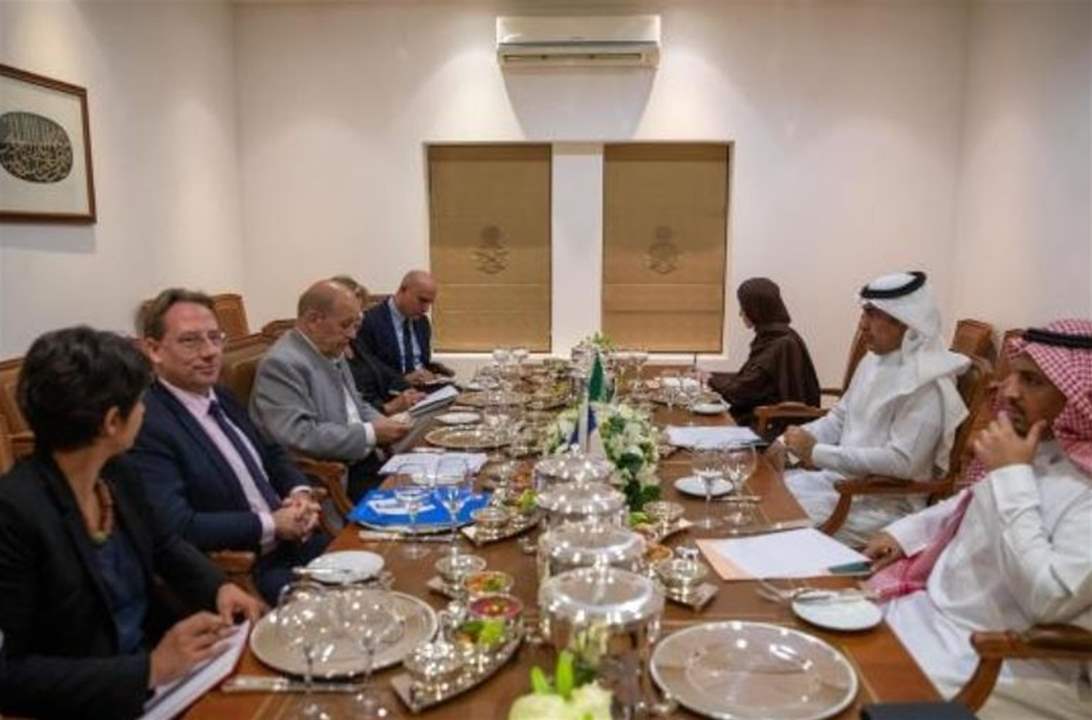 نزار العلولا يلتقي في الرياض المبعوث الخاص للرئيس الفرنسي للبنان جان إيف لودريان 