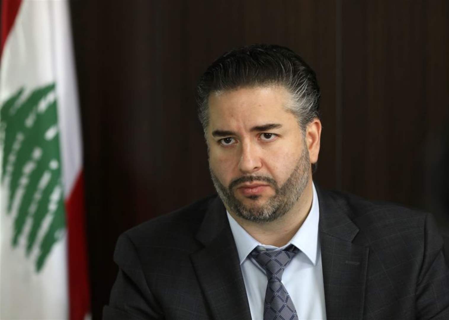 وزير الإقتصاد من مرفأ بيروت: نقوم بعمل إستباقي.. وخطتنا التخفيف من التخزين
