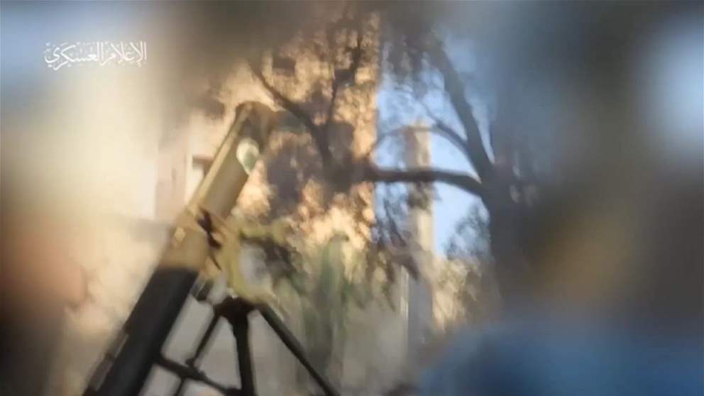 بالفيديو - القسام تنشر مشاهد جديدة لقصف تحشدات العدو في محاور التوغل في قطاع غزة 