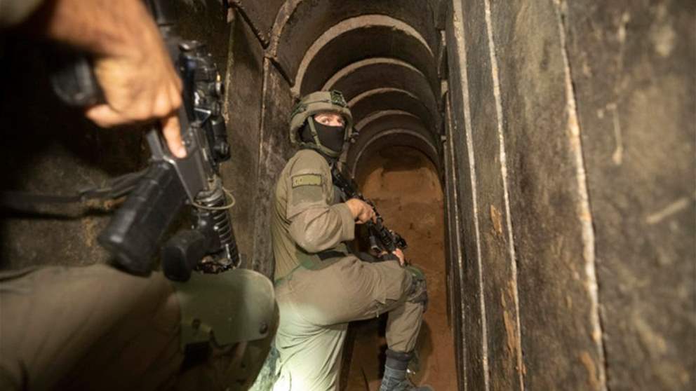 جيش العدو يعلن مداهمة مكتب يحيى السنوار في غزة 