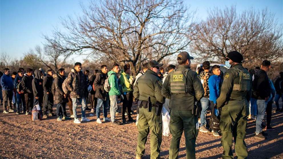  ولاية تكساس.. تشييد قاعدة عسكرية قرب الحدود لـ "ردع المهاجرين"