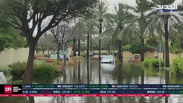 السيول تودي بحياة 18 شخصا في سلطنة عمان وتجتاح الامارات العربية المتحدة