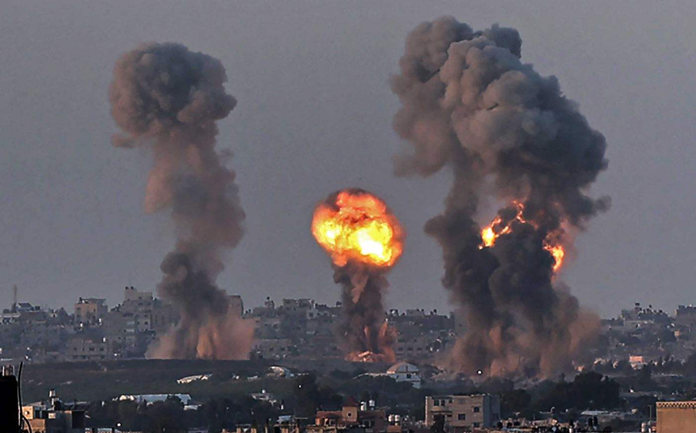  &quot;سي إن إن&quot;: &quot;إسرائيل&quot; أسقطت مئات القنابل وزنها 2000 رطل على غزة