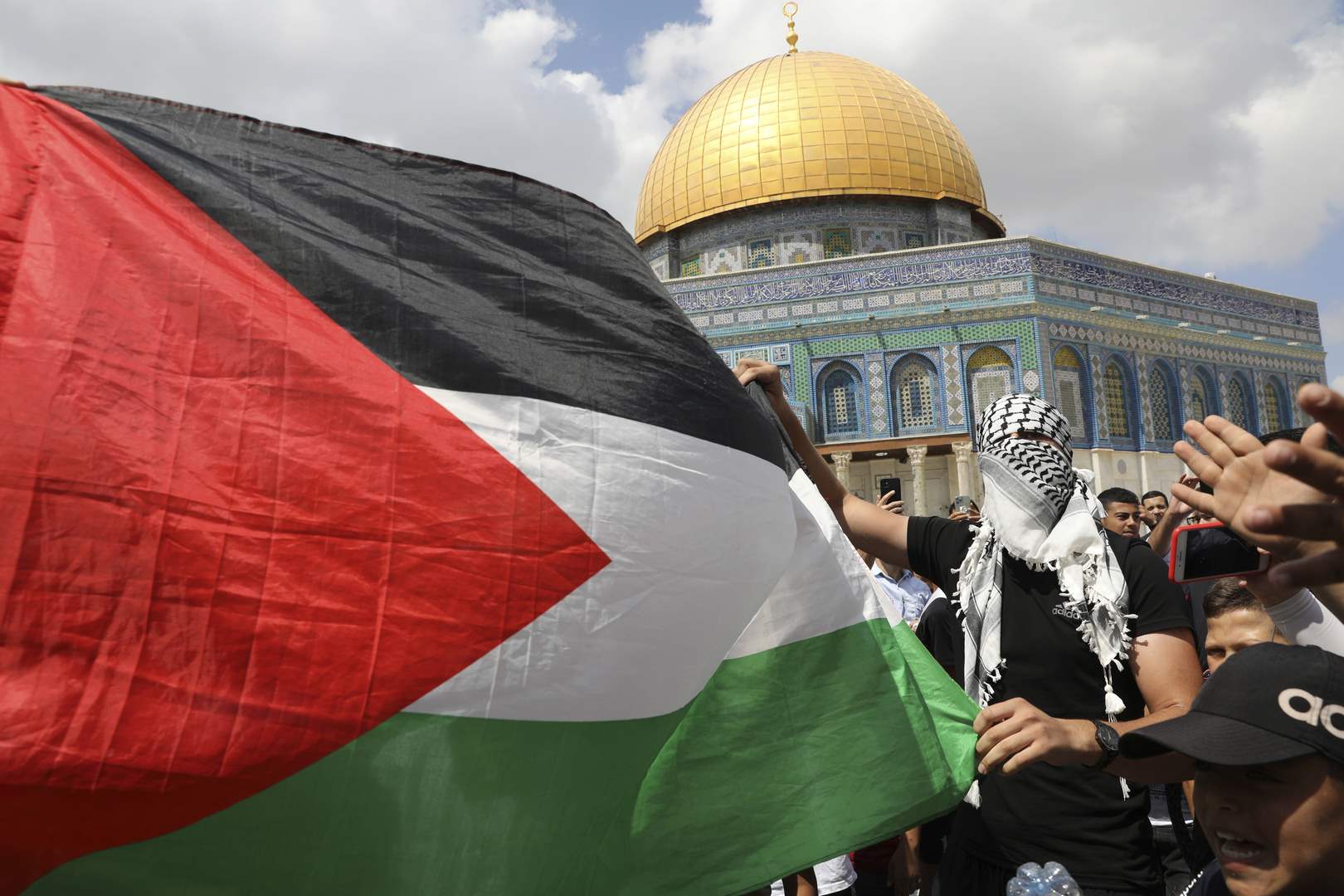 &quot;بين الترحيب الفلسطيني والغضب الإسرائيلي&quot;.. ثلاث دول تعترف بـ فلسطين 