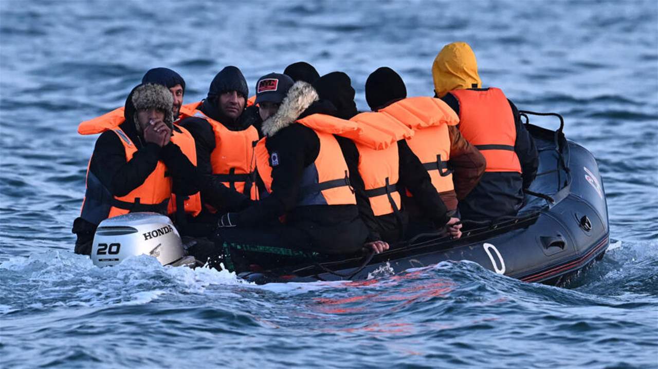 بالصور - حاولوا تهريب 20 شخصًا عبر البحر.. في قبضة الأمن! 