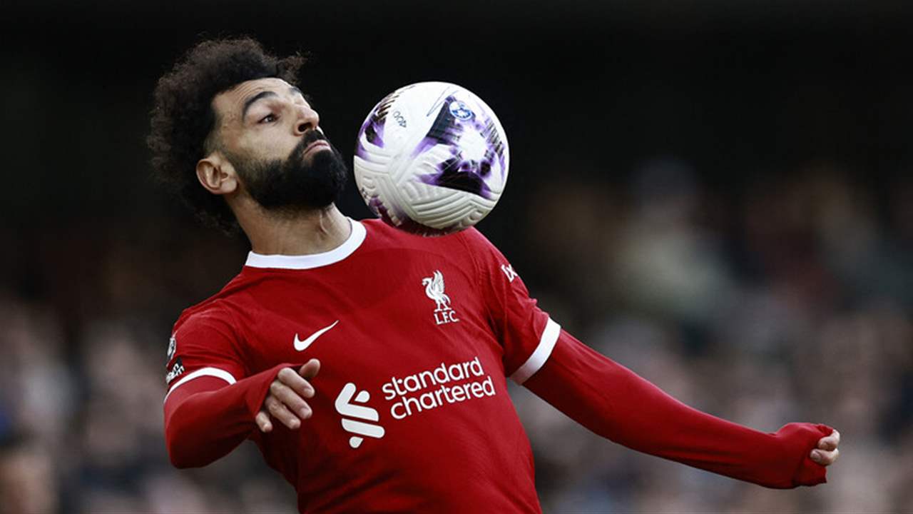 محمد صلاح يتوج بجائزة الأفضل في ليفربول للموسم