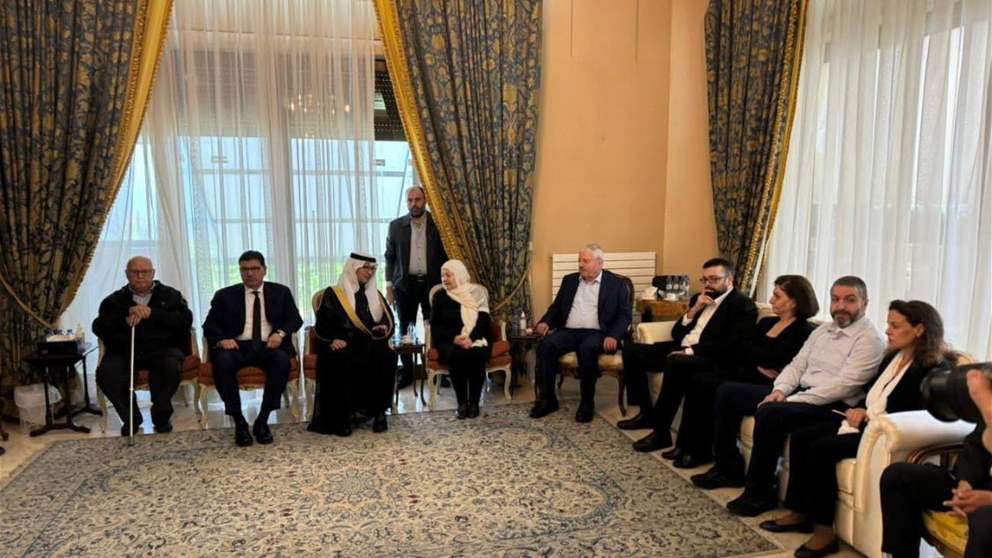 السفير السعودي في مجدليون معزياً بوفاة مصطفى الحريري