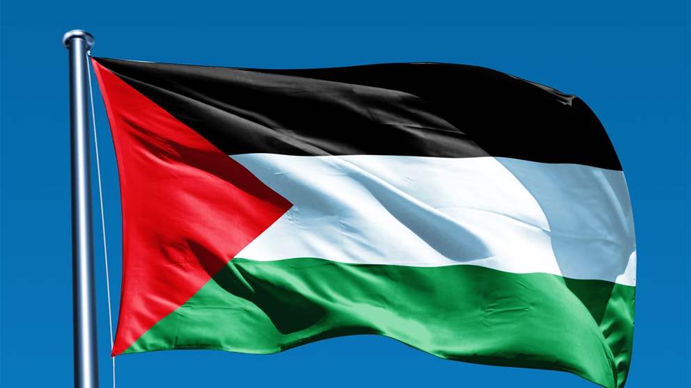 الوفد الفلسطيني غادر القاهرة متجهاً إلى الدوحة