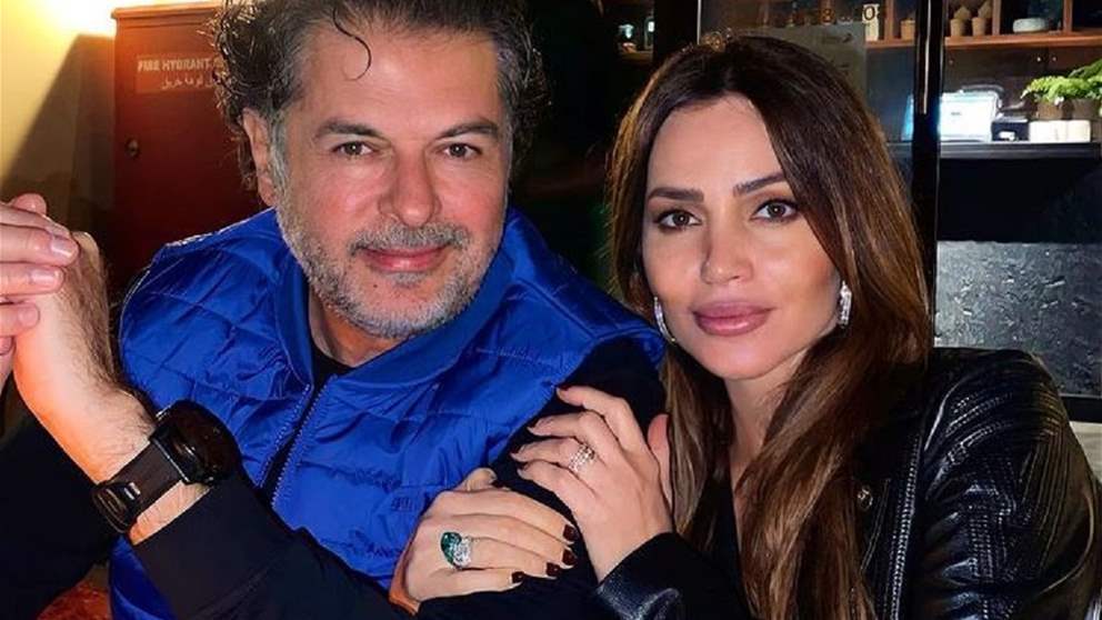 قبلة حميمية بين راغب علامة وزوجته جيهان علامة في عيد ميلاده 