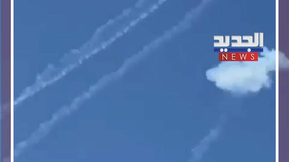 بالفيديو - 100 صاروخ من لبنان باتجاه مستوطنات إسرائيلية 