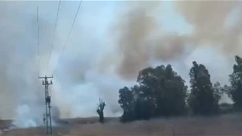 بالفيديو - حرائق كبيرة في الجولان المحتل نتيجة سقوط صواريخ حزب الله